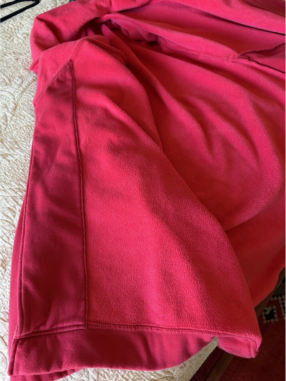 UGG Red/Pink Robe/Jacket - Picture 7 of 9